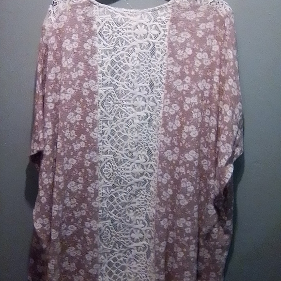 "Est. 1946" Large - Picture 2 of 3